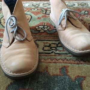 peach desert clarks